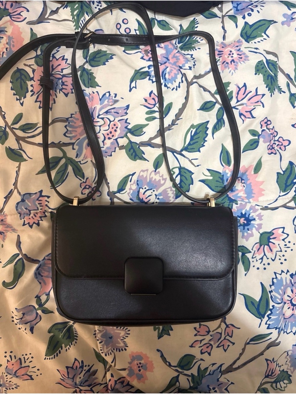 Classic Black Leather Crossbody Bag With Wallet